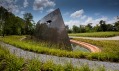 Vinný sklep v Château Les Carmes Haut-Brion od dovjice Philippe Starck a Luc Arsène Henry