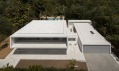 Casa Entre la Pinada od Fran Silvestre Arquitectos