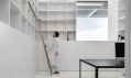 Casa Entre la Pinada od Fran Silvestre Arquitectos