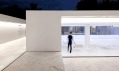 Casa Entre la Pinada od Fran Silvestre Arquitectos