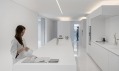 Casa Entre la Pinada od Fran Silvestre Arquitectos