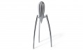 Finální produkt lisu na citrusy Juicy Salif od Philippe Starcka pro Alessi. © Fatra