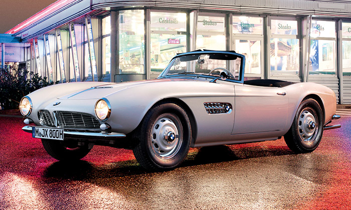Elvisův roadster BMW 507 se vrátil v původní kráse