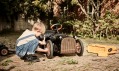 Třetí generace dětského elektrického autíčka D. Throne