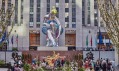 Jeff Koons a socha Seated Ballerina v New Yorku