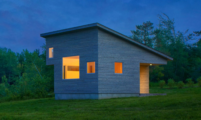 Micro House je malý rodinný dům čišící skromností