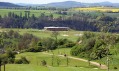 Klubovna Panorama Golf Resort v Kácově od Huť architektury Martin Rajniš