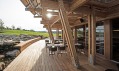 Klubovna Panorama Golf Resort v Kácově od Huť architektury Martin Rajniš