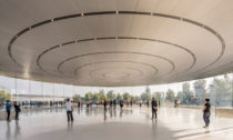 Steve Jobs Theater od studia Foster + Partners