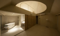 Shibuya Apartment 402 od Hiroyuki Ogawa Architects