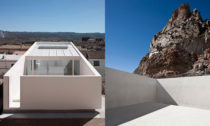 Casa en la Ladera de un Castillo od Fran Silvestre Arquitectos