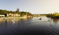 Plovoucí lázně v Praze pod Vyšehradem