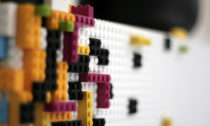 Moow a jejich kolekce nábytku Stüda pro Lego