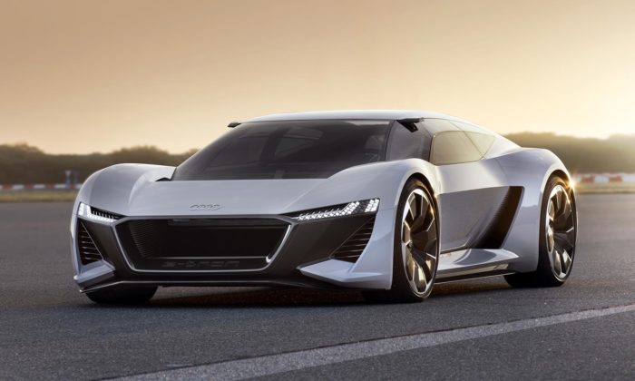 Audi PB18 E-Tron je elektrický sporťák s kokpitem jen pro řidiče