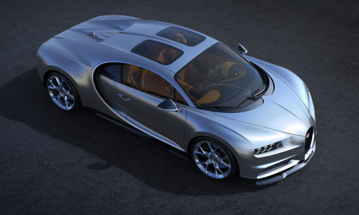 Bugatti rozšiřuje model Chiron o verzi The Sky s prosklenou střechou