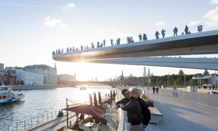 Moskva nahradila hotel v centru města parkem Zaryadye s vyhlídkou nad řekou