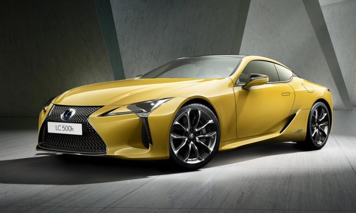 Lexus představil své sportovní kupé LC v limitované Yellow Edition