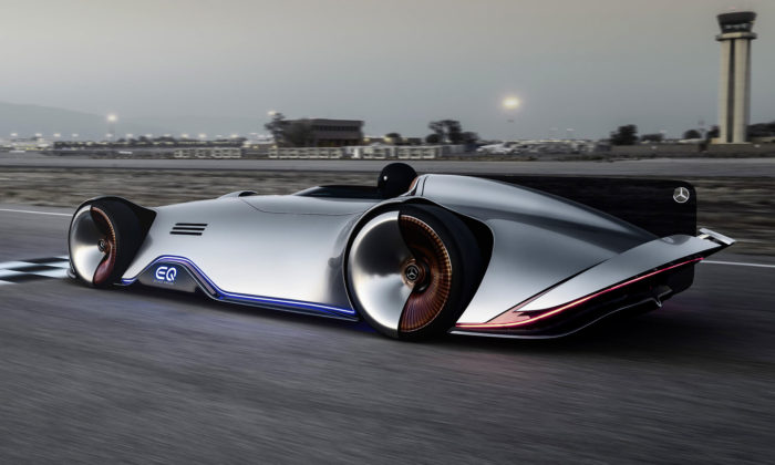 Mercedes-Benz představil elektrický stříbrný šíp Vision EQ Silver Arrow