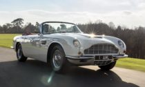 Aston Martin DB6 MkII Volante jako elektromobil