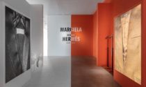 Ukázka z výstavy Margiela, the Hermès years