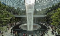 Jewel Changi Airport v Singapuru od Safdie Architects