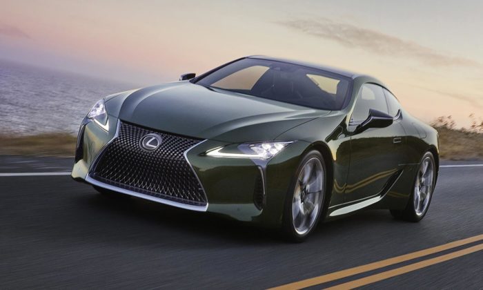 Lexus ukázal limitovanou edici svého sportovního kupé LC 500 na rok 2020