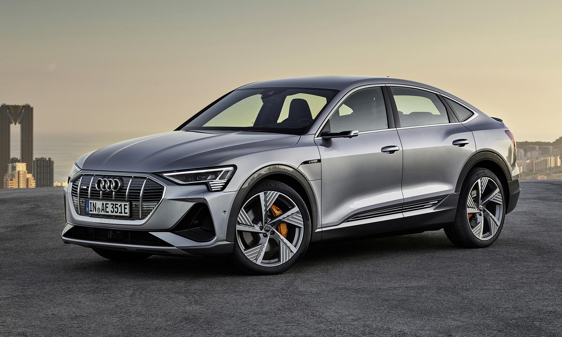 Audi rozšiřuje plně elektrický model e-tron o stylovější verzi Sportback
