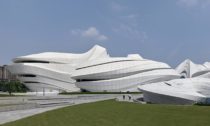 Changsha Meixihu International Culture & Arts Centre od Zaha Hadid Architects