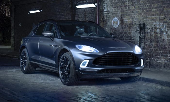 Aston Martin ukázal exkluzivní DBX ve speciální edici Q s karbonovými prvky