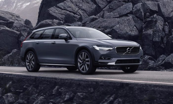 Volvo modernizovalo design svých populárních modelů S90 a V90