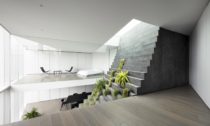 Stairway House v Tokiu od studia Nendo