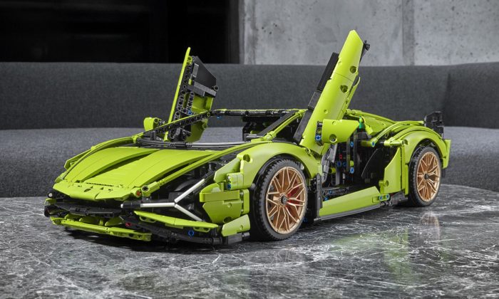 Lego vytvořilo stavebnici Technic s funkčním sporťákem Lamborghini Sián FKP 37