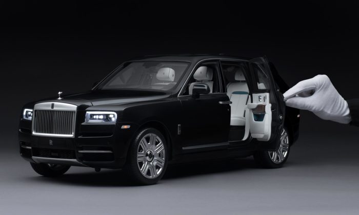 Rolls-Royce vyrobil fanouškům precizně zpracovanou zmenšeninu modelu Cullinan