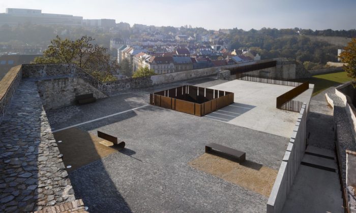 MCA vystavují v Praze svou architekturu reciprocity plnou respektu a sounáležitosti