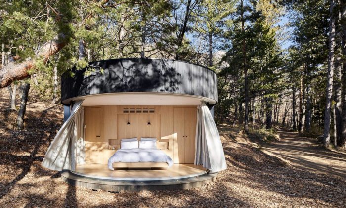 V Alpách vyrostla první kabina LumiPod pro bydlení ve spojení s přírodou