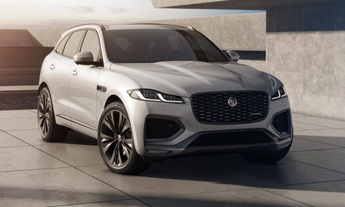 Jaguar modernizuje model F-Pace a dává mu zcela nový interiér