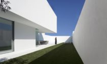 Pati Blau ve španělské Valencii od Fran Silvestre Arquitectos