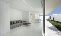 Pati Blau ve španělské Valencii od Fran Silvestre Arquitectos