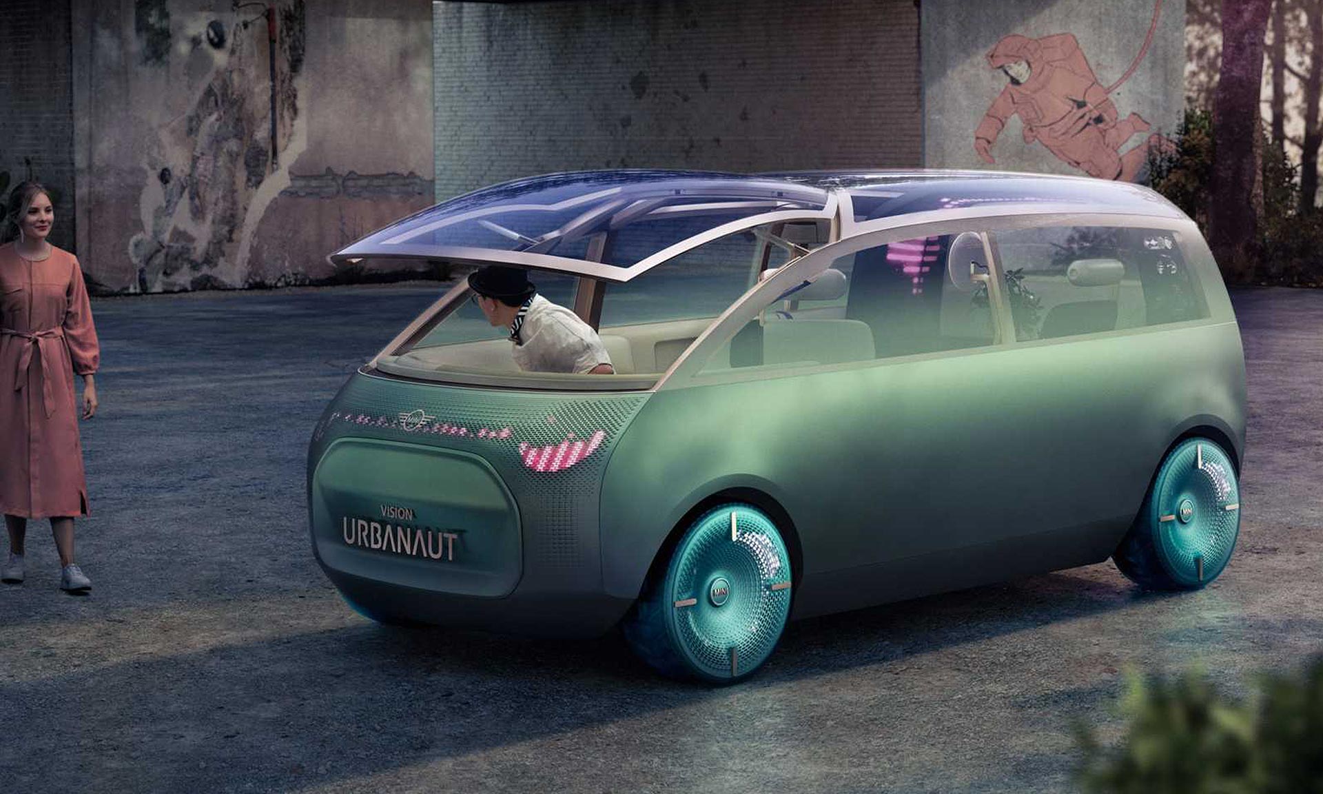 Mini Vision Urbanaut je vize městského vozu přizpůsobující se aktuální cestě