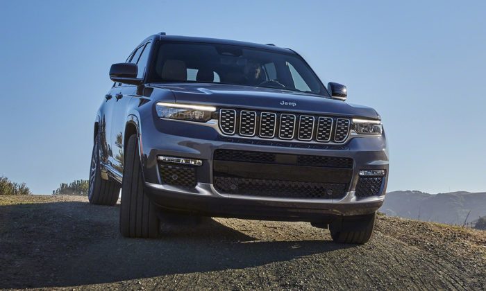 Jeep Grand Cherokee přichází po 10 letech v nové generaci a s nečekaným interiérem