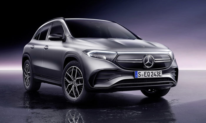 Mercedes-Benz proměnil koncept EQA v povedený elektrický crossover