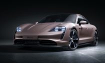 Porsche Taycan v nové základní verzi