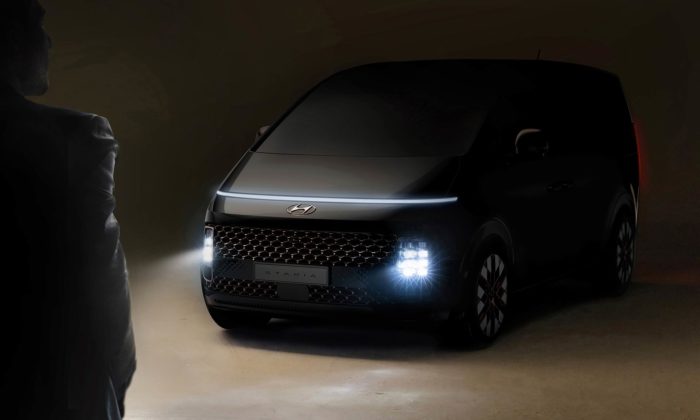 Hyundai odhaluje MPV jménem Staria spojující styl 80. let s futuristickými prvky