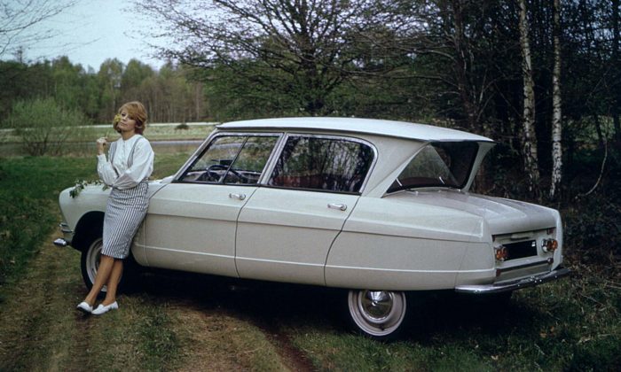 Citroën slaví 60 let od uvedení extravagantního sedanu Ami 6