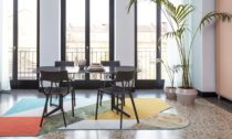 Philippe Starck a židle A.I. Chair od Kartell