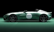 Aston Martin V12 Speedster ve verzi DBR1