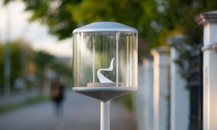 Bratři Bouroullecové navrhli venkovní naučnou stezku o designu Vitra Designweg