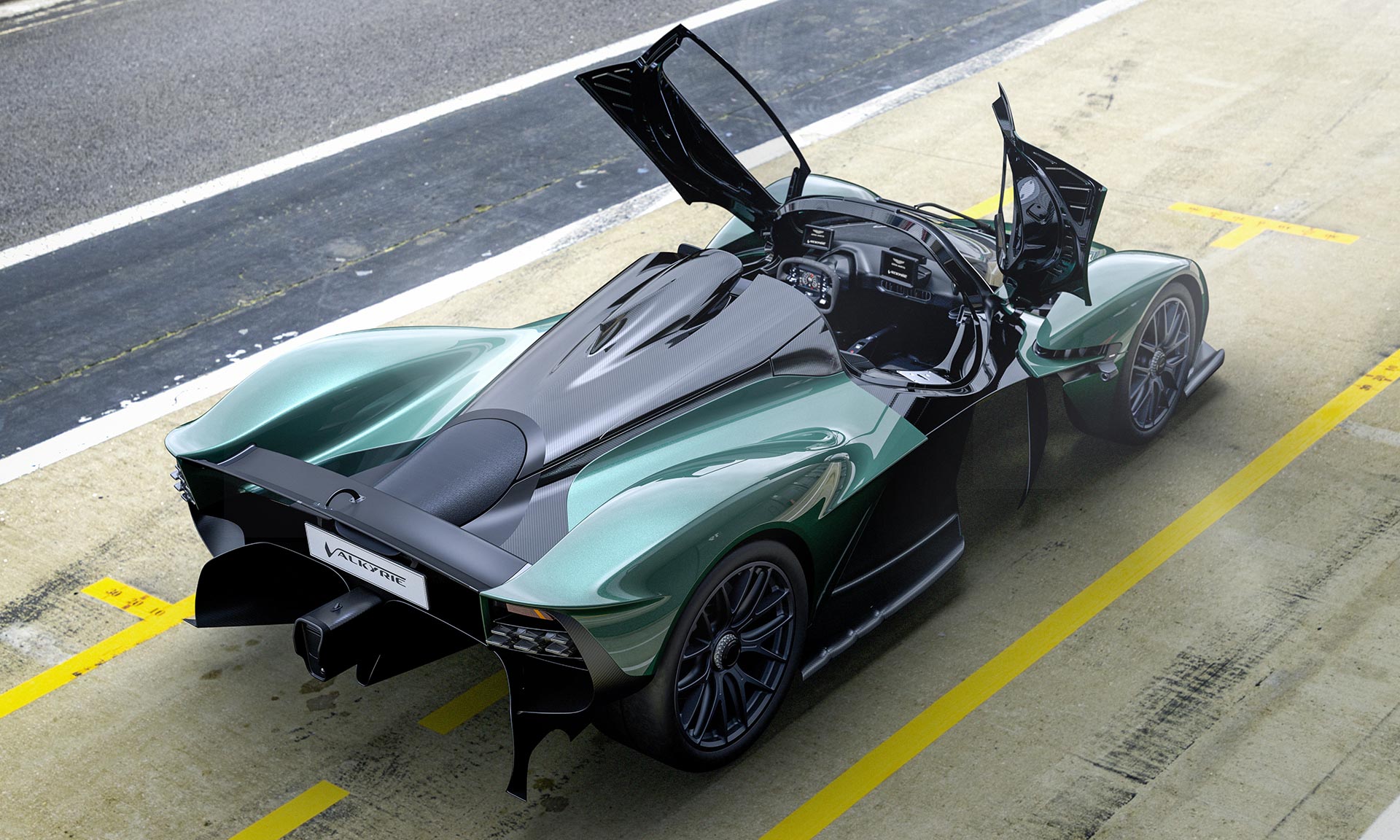 Aston Martin ukázal otevřenou verzi extrémního sporťáku Valkyrie Spider