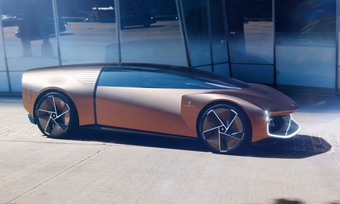 Pininfarina ukázala futuristický koncept Teorema vybavený rozšířenou realitou