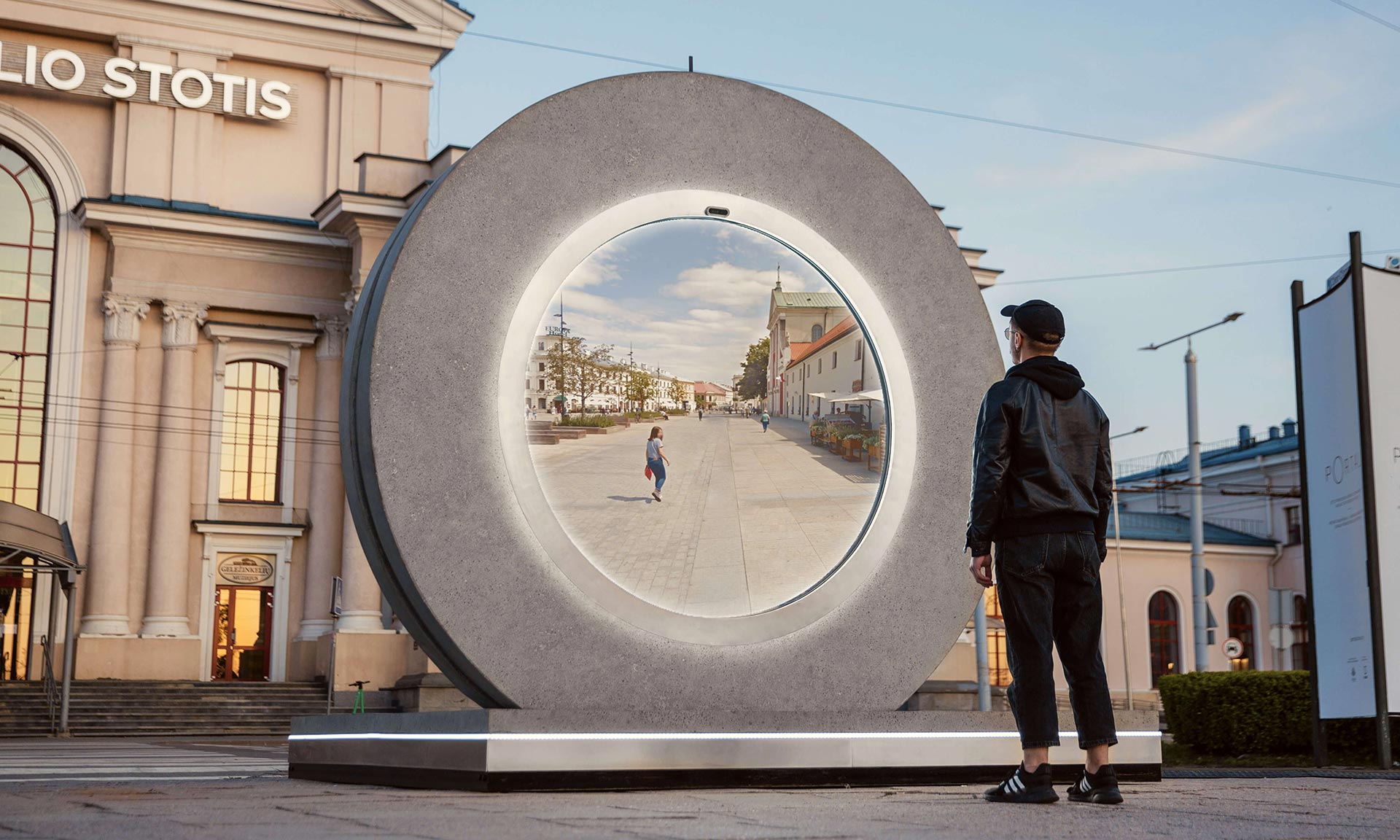 Mezi prvními dvěma městy Vilnius a Lublin vznikl futuristický Portal